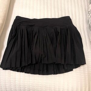 Lululemon Black Pleated Skirt